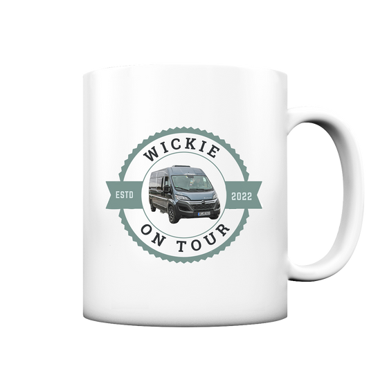 Wickie On Tour – Glänzende Tasse mit beidseitigem Druck (330 ml)